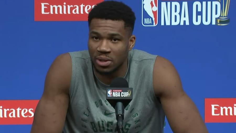 giannis2