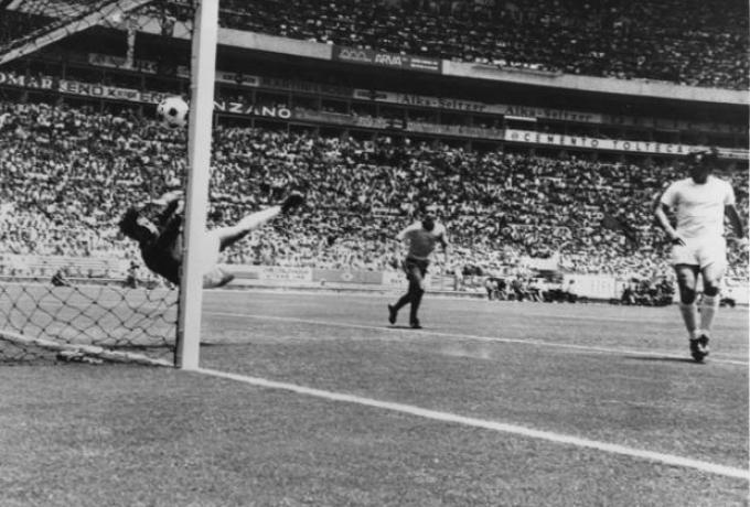 Gordon_Banks-1970